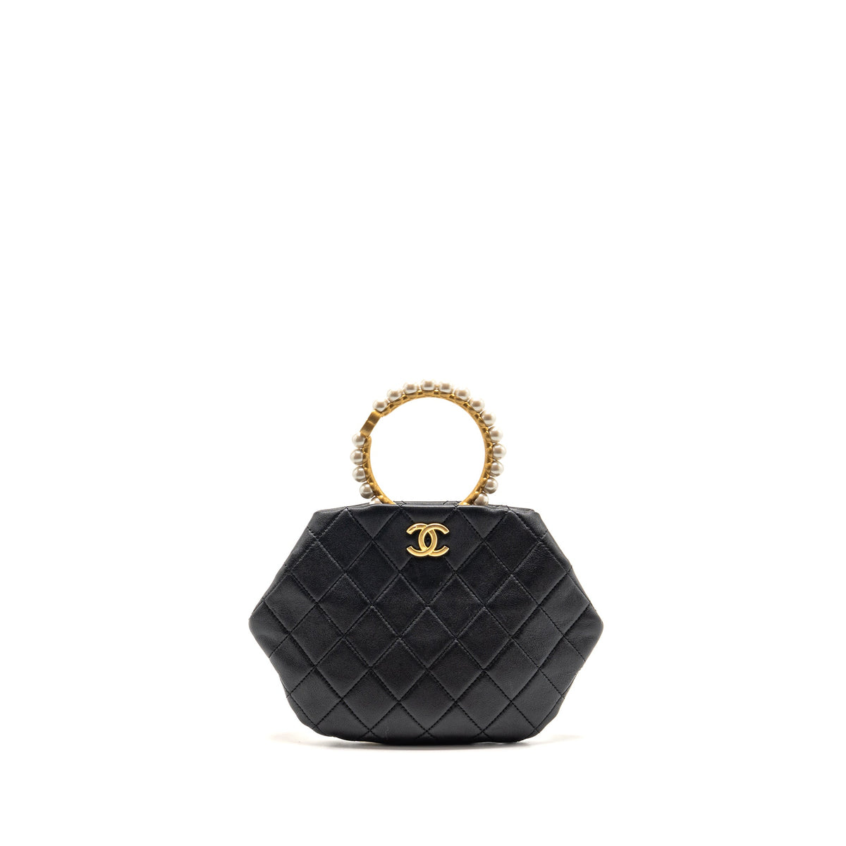 chanel-pearl-crown-handle-clutch-lambskin-black-ghw-microchip