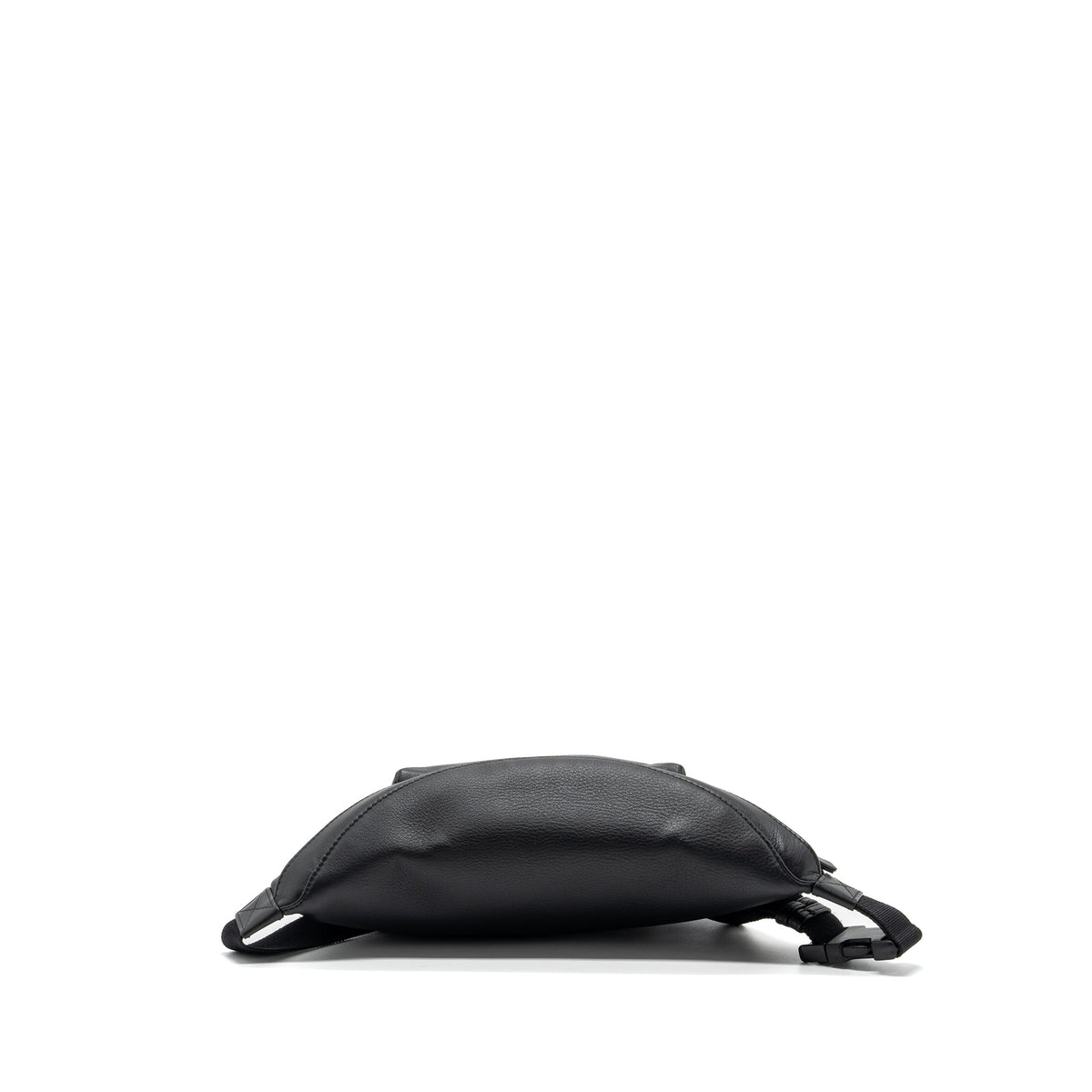 balenciaga-everyday-beltpack-calfskin-black-shw