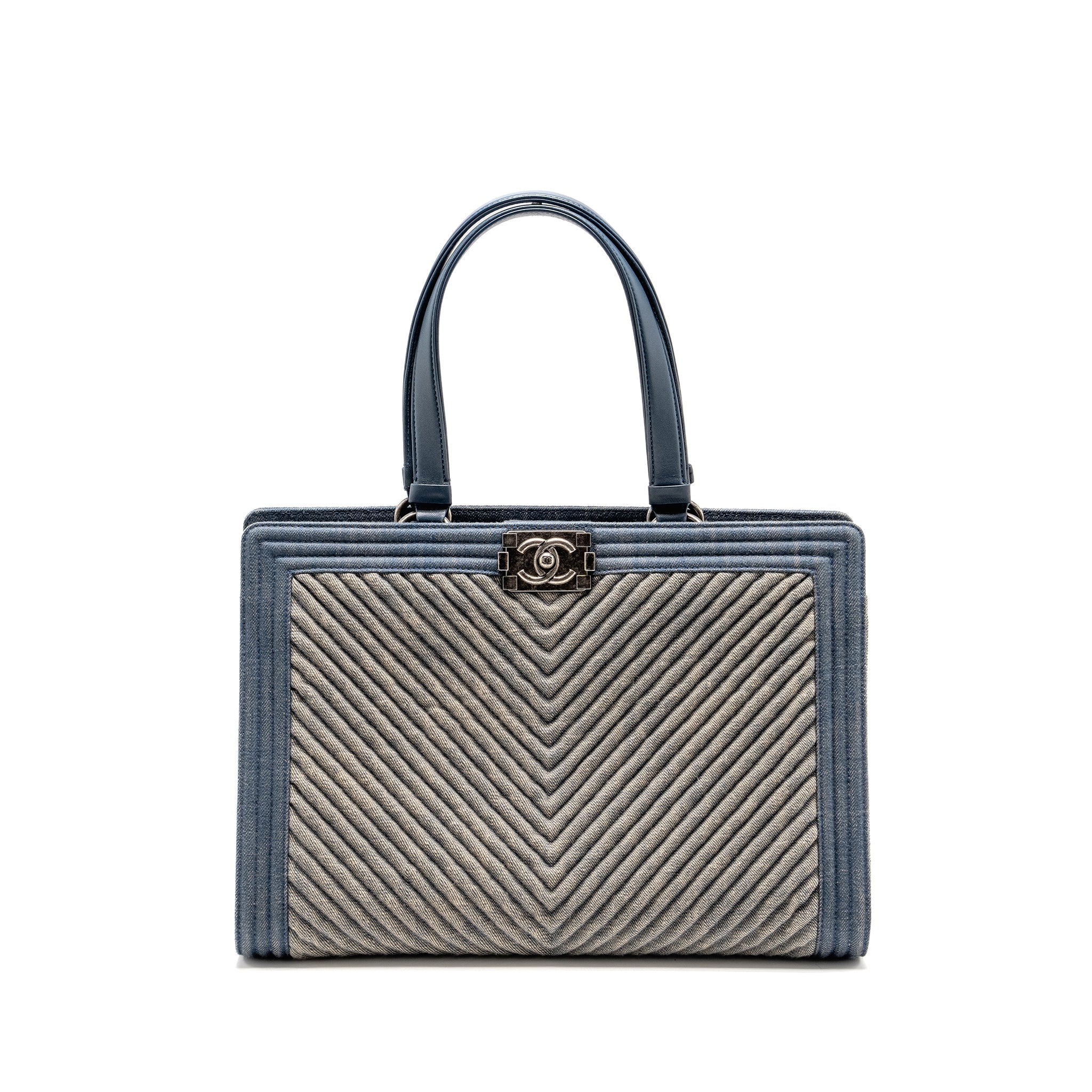 chanel-15p-boy-chevron-shopping-tote-bag-denim-lambskin-blue-ruthenium-hardware-copy