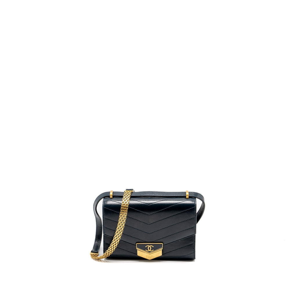 chanel-lock-me-up-chevron-medal-flap-bag-calfskin-dark-navy-ghw-copy