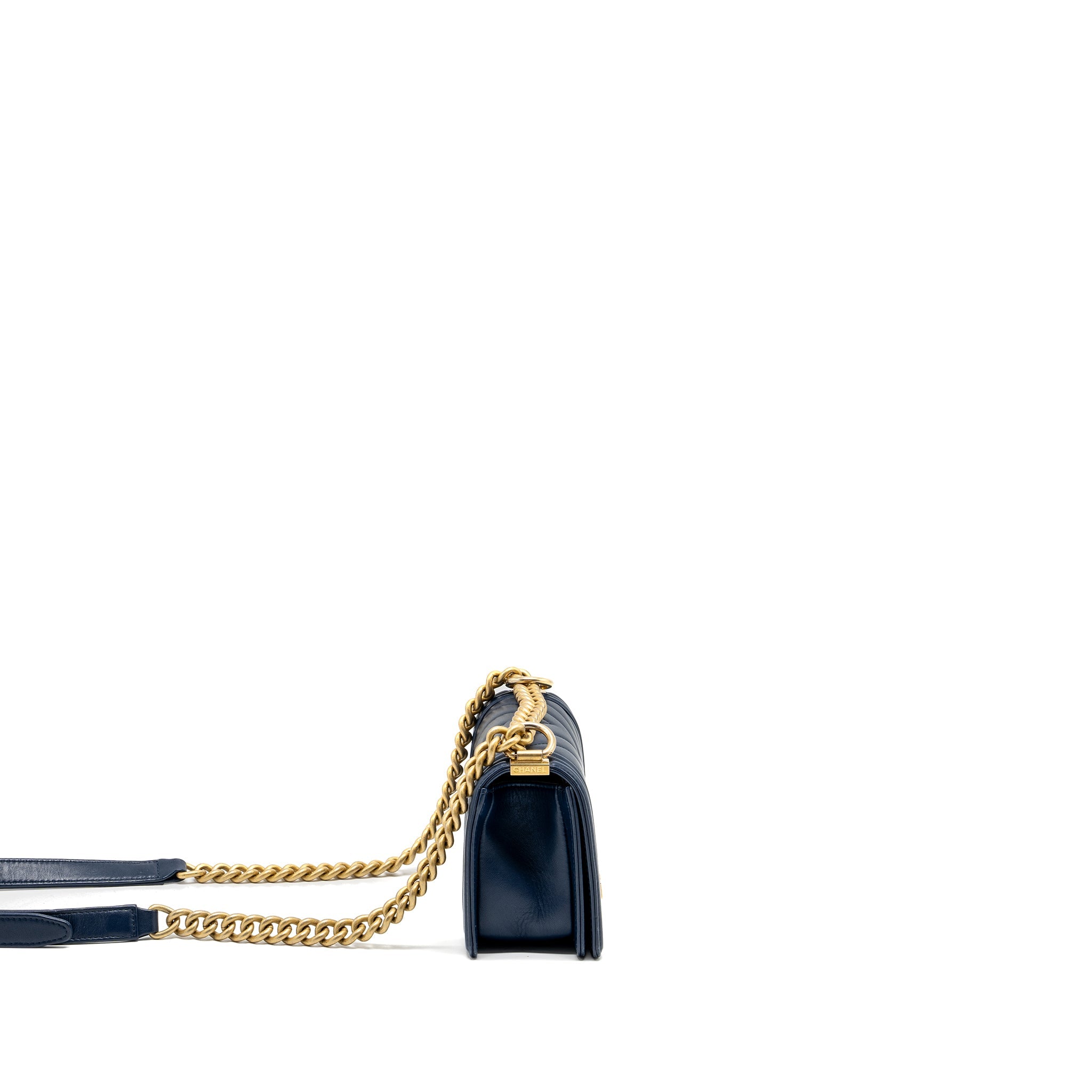 chanel-small-chevron-boy-bag-lambskin-navy-ghw-copy