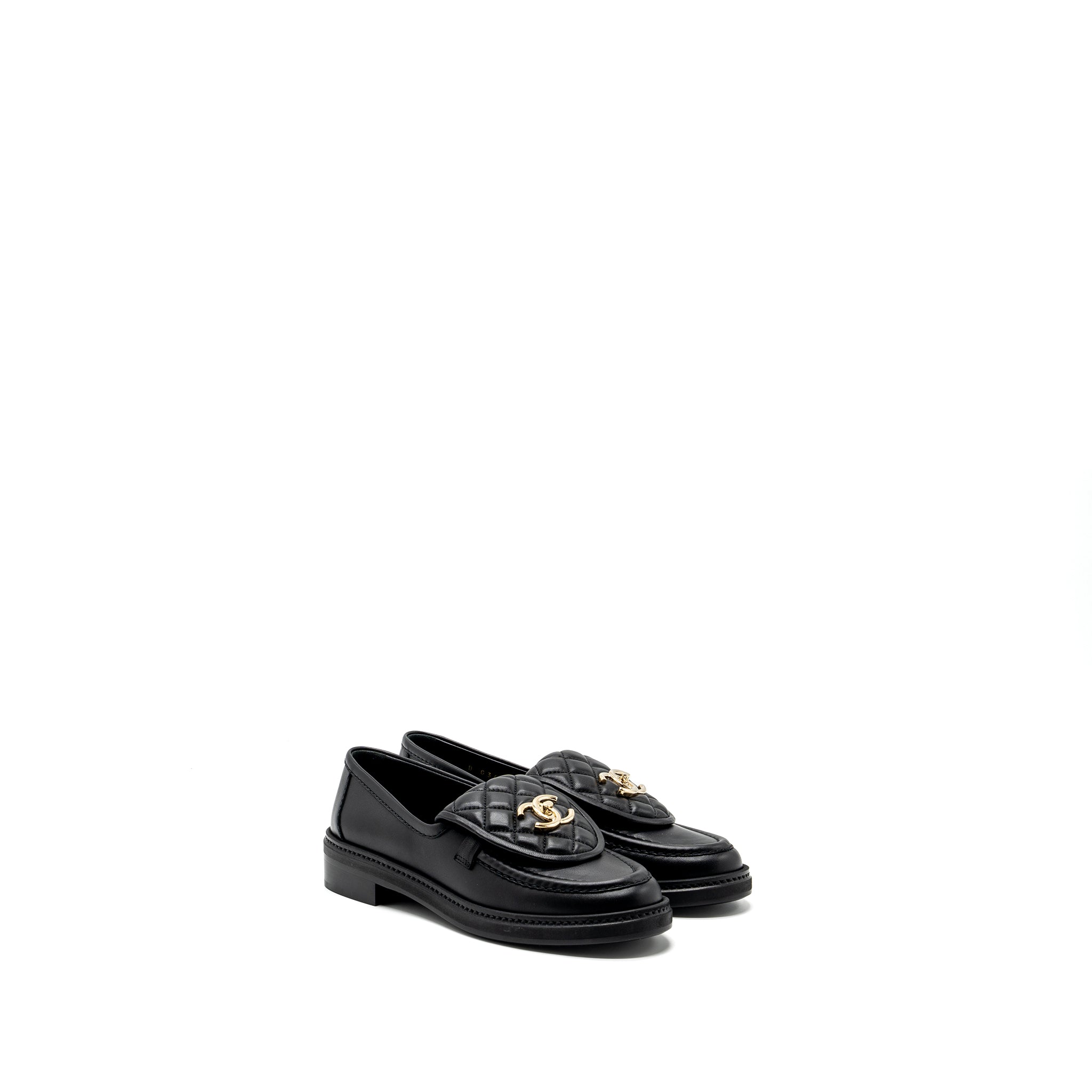 chanel-size-36-cc-turnlock-loafers-black-lghw