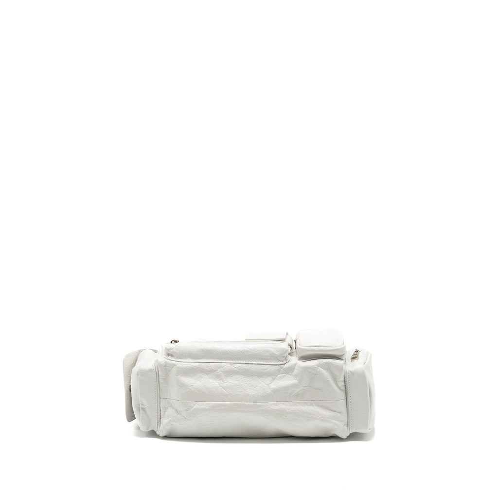 balenciaga-superbusy-xs-sling-bag-calfskin-optic-white-shw