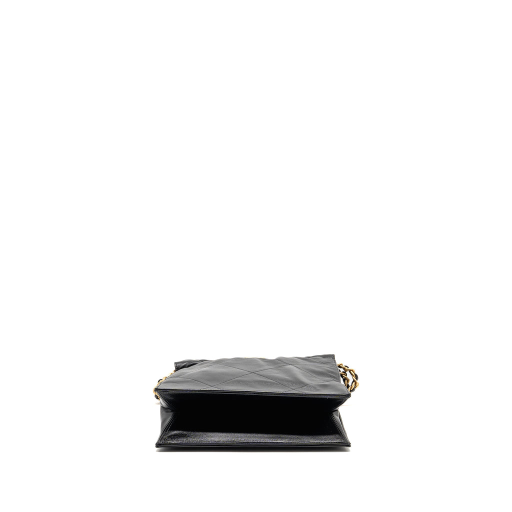 chanel-small-drawstring-tote-bag-with-chain-shiny-lambskin-black-ghw-copy