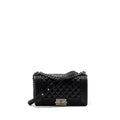 chanel-medium-boy-bag-caviar-black-ruthenium-silver-hardwaremicrochip