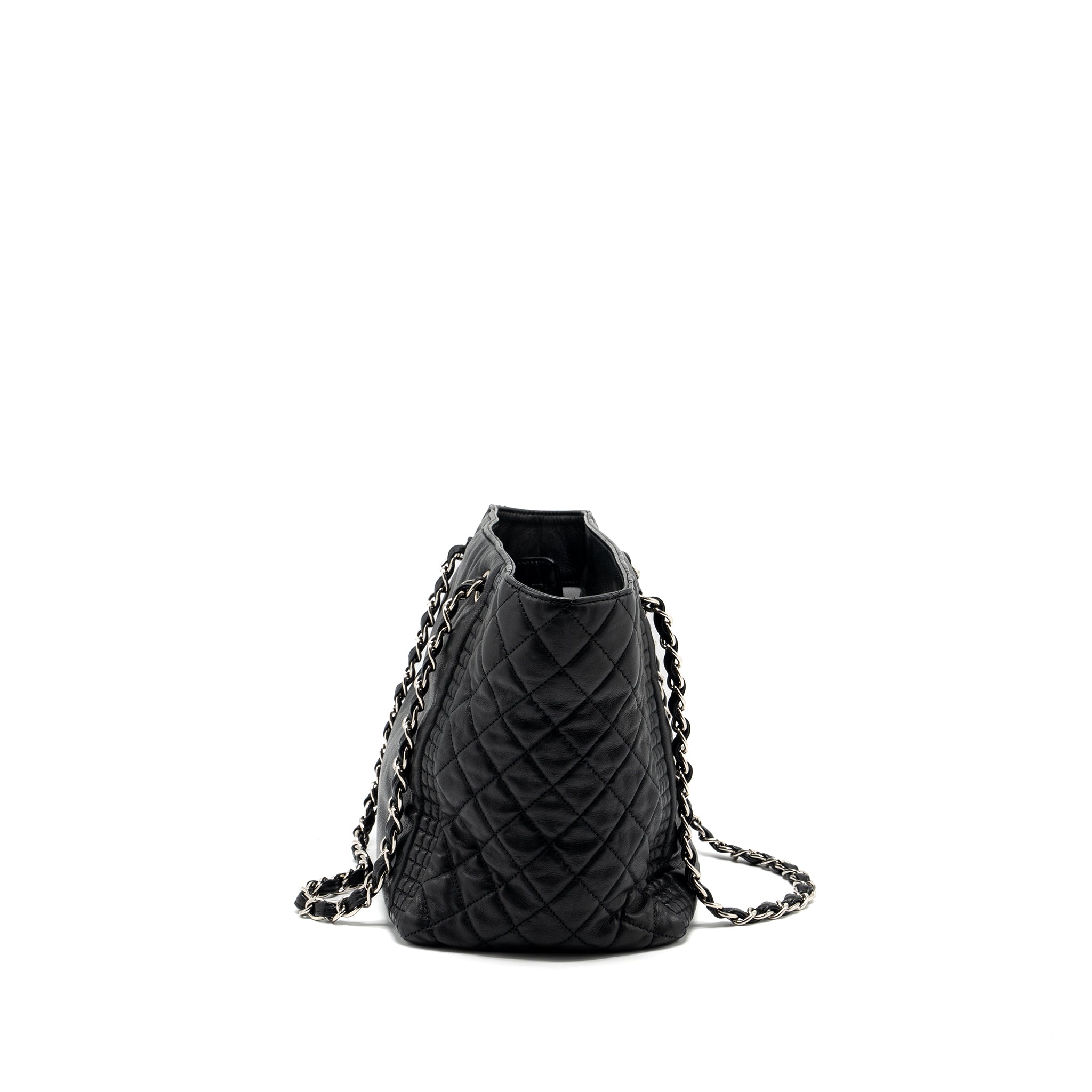 chanel-cc-logo-shopping-tote-bag-lambskin-black-shw-copy
