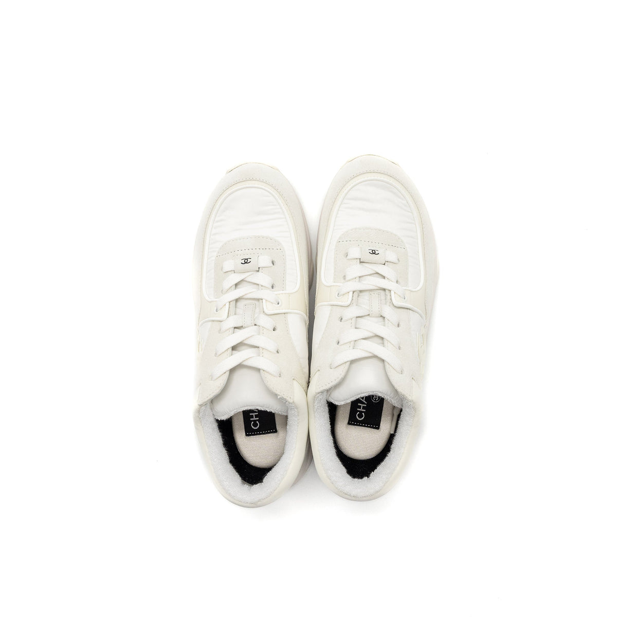 chanel-size-37-cc-logo-trainer-white