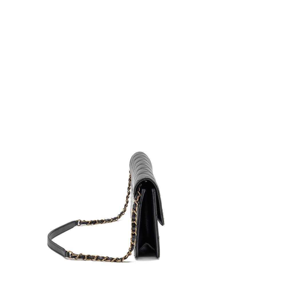 chanel-beauty-lock-flap-bag-sheepskin-black-ghw-copy