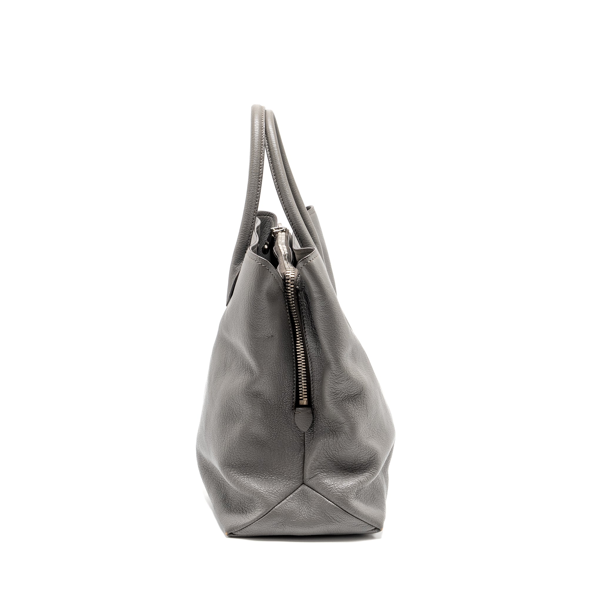 miu-miu-tote-bag-leather-grey-ghw