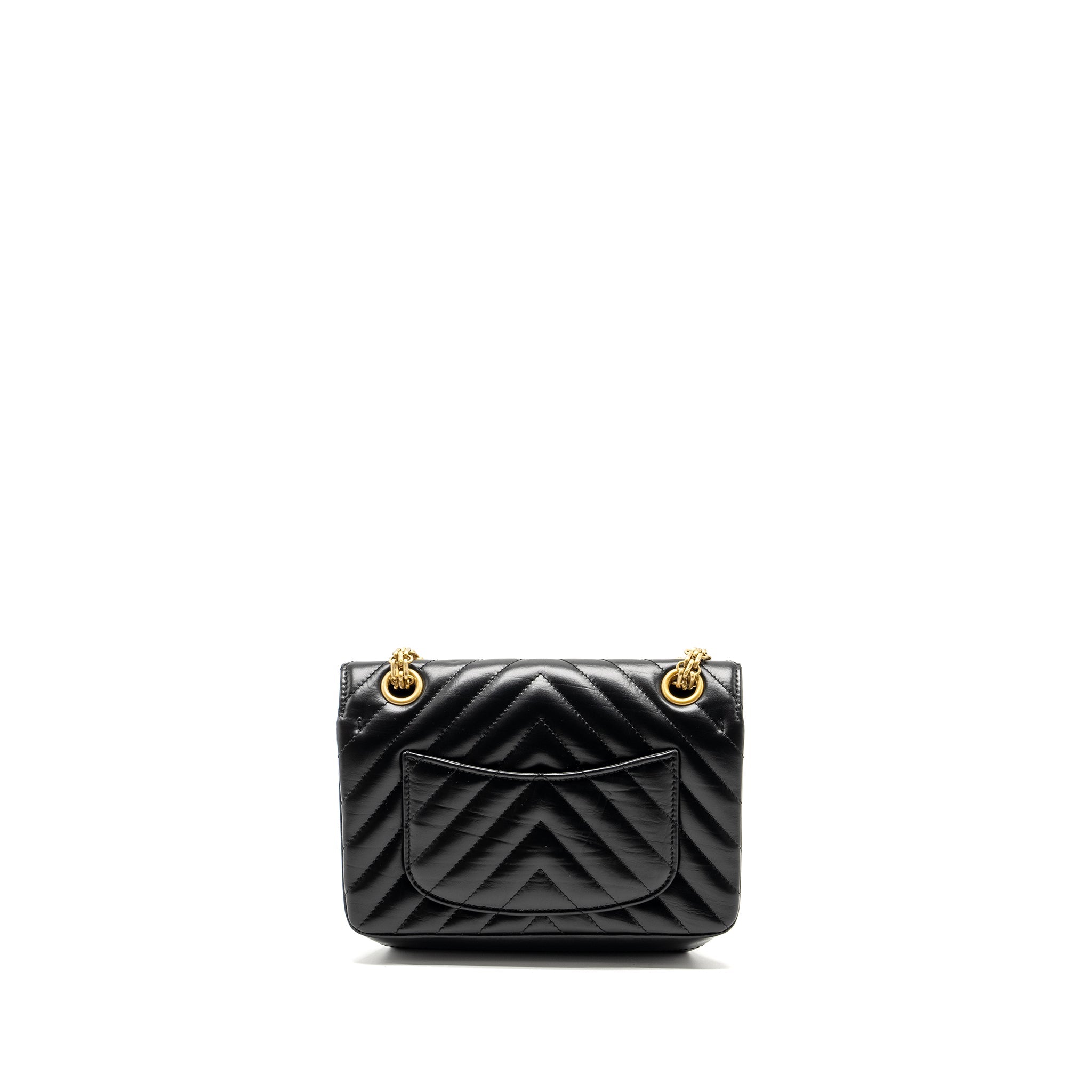 chanel-mini-2-55-reissue-chevron-calfskin-black-ghw-microchip