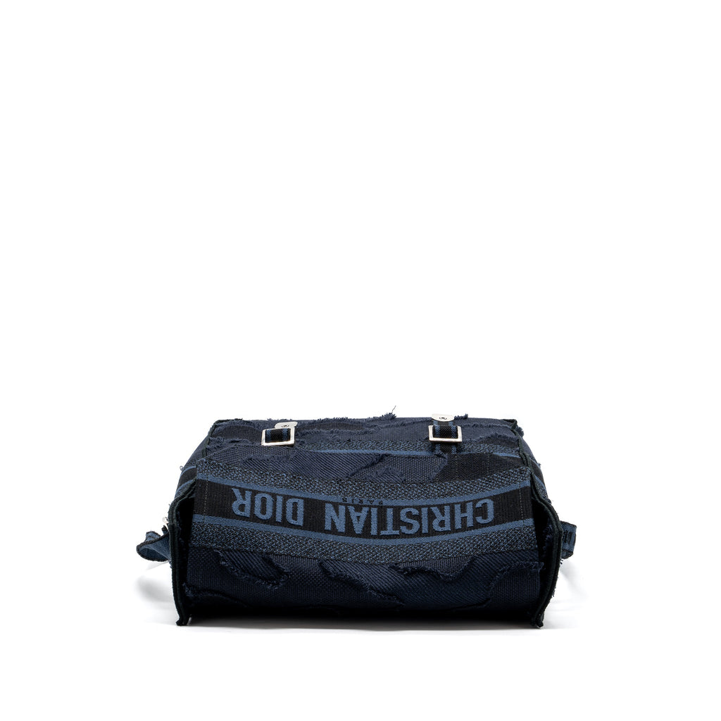 dior-diorcamp-messenger-bag-canvas-dark-blue-shw
