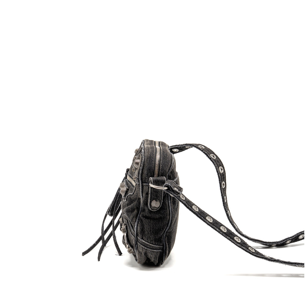 balenciaga-le-cagole-crossbody-bag-denim-black-shw-copy-1