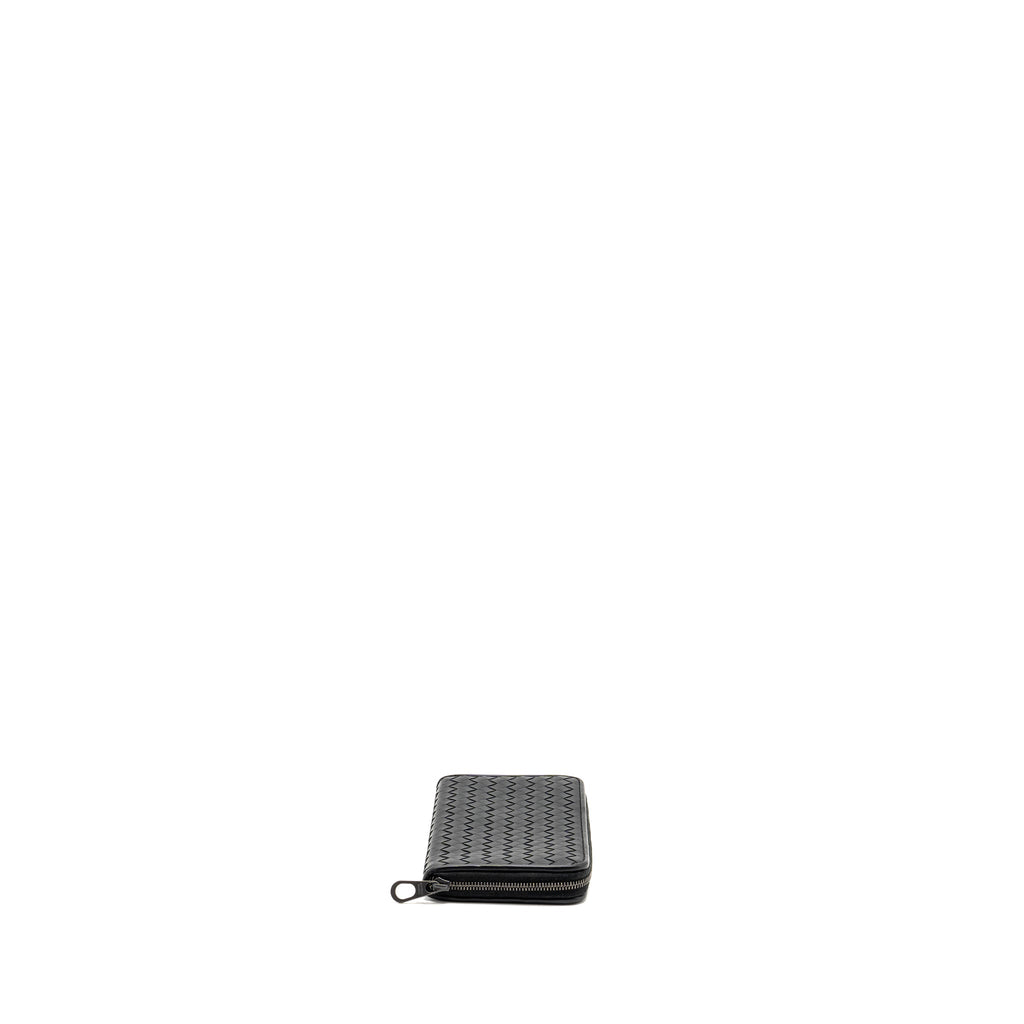 bottega-veneta-intrecciato-wallet-calfskin-black-with-black-hardware