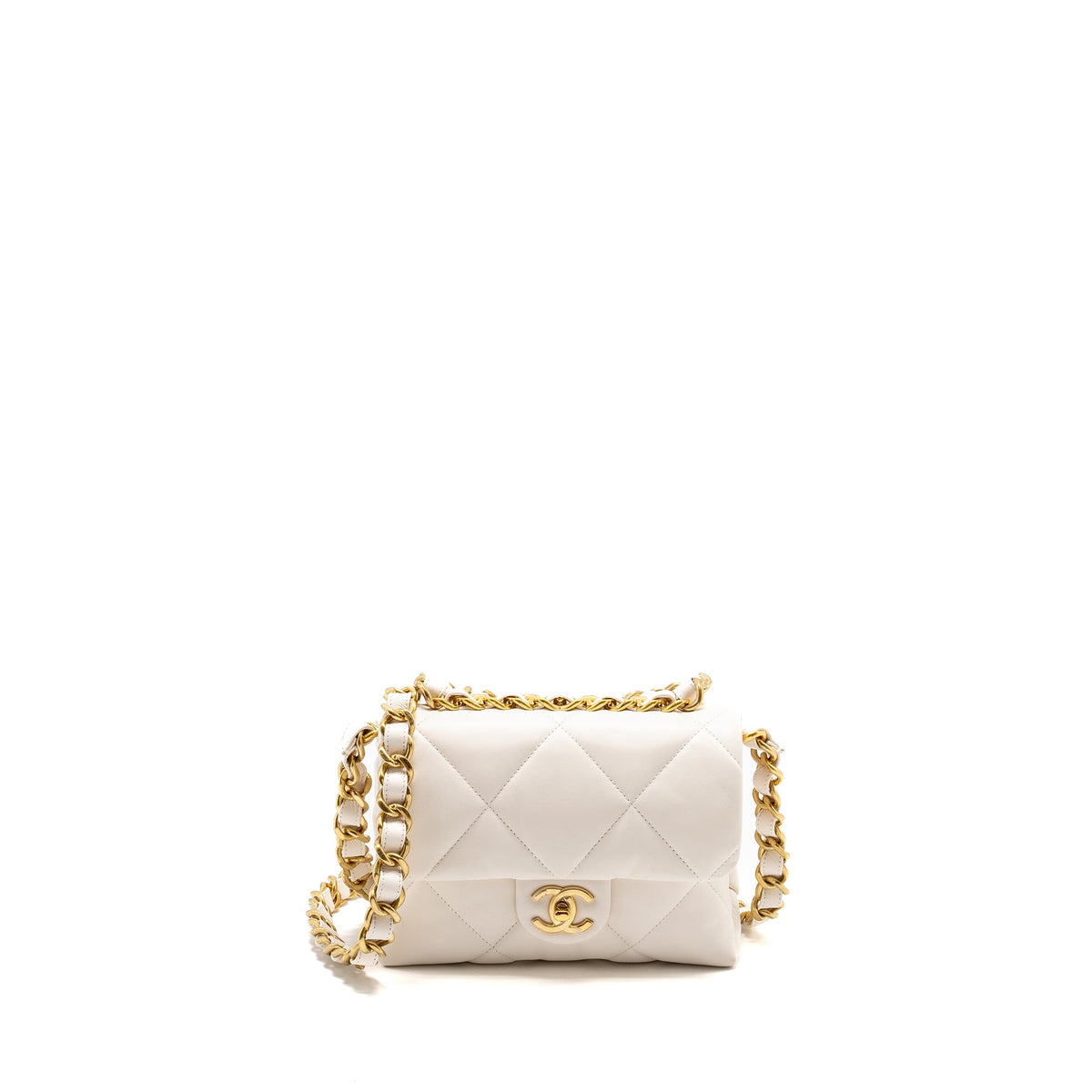 chanel-22b-quilted-square-flap-bag-lambskin-white-ghw-microchip