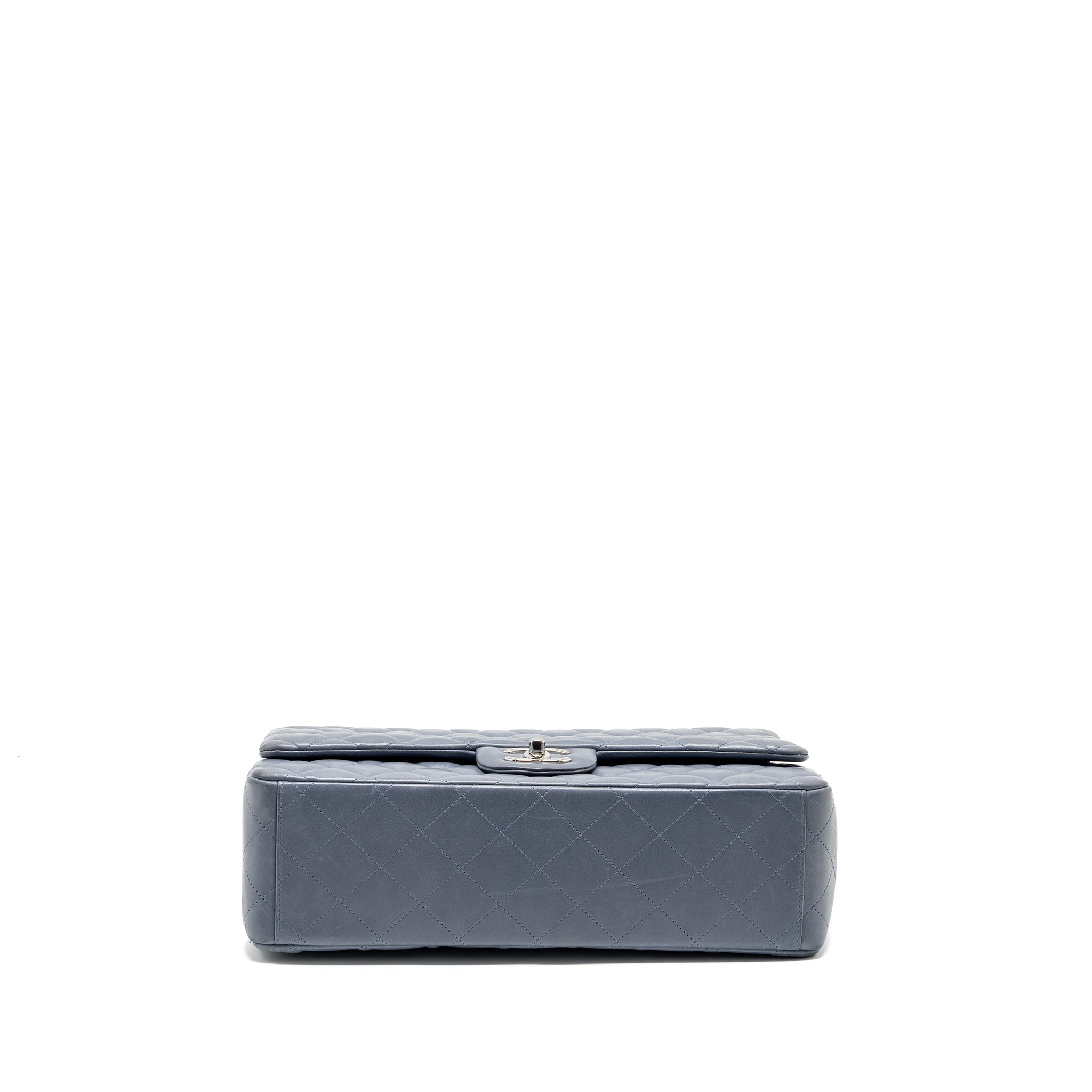 chanel-maxi-classic-double-flap-bag-lambskin-grey-shw