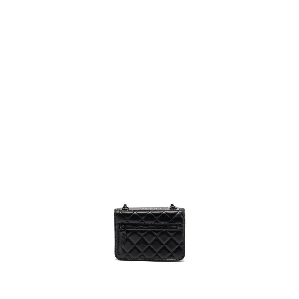 chanel-trendy-cc-wallet-on-chain-lambskin-black-with-black-hardware-microchip