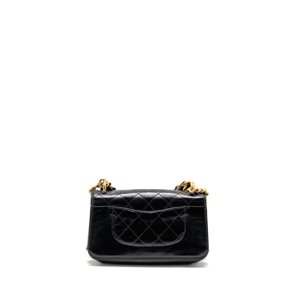 chanel-quilted-flap-bag-with-giant-chain-handle-calfskin-black-ghw
