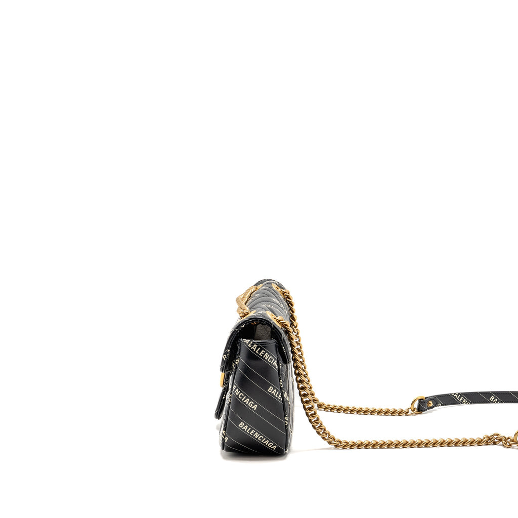 gucci-x-balenciaga-the-hacker-project-small-gg-marmont-bag-chevron-leather-black-white-ghw-copy