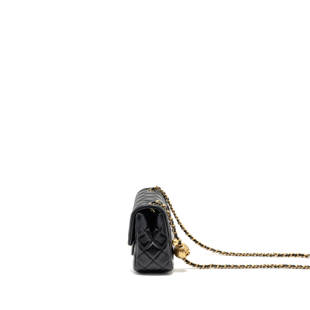 chanel-pearl-crush-mini-rectangular-flap-bag-lambskin-black-ghw-microchip-4