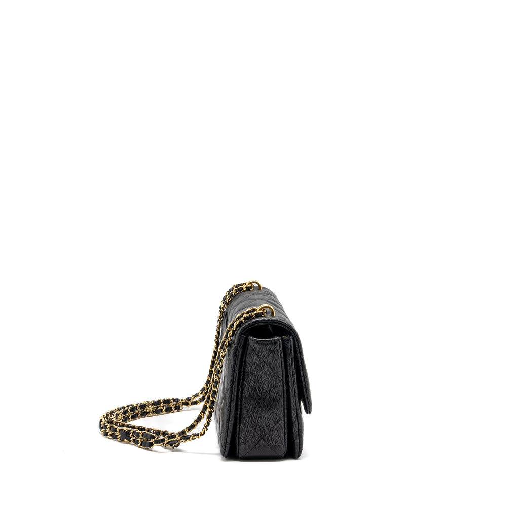 chanel-22k-coco-first-flap-bag-caviar-black-ghw-microchip