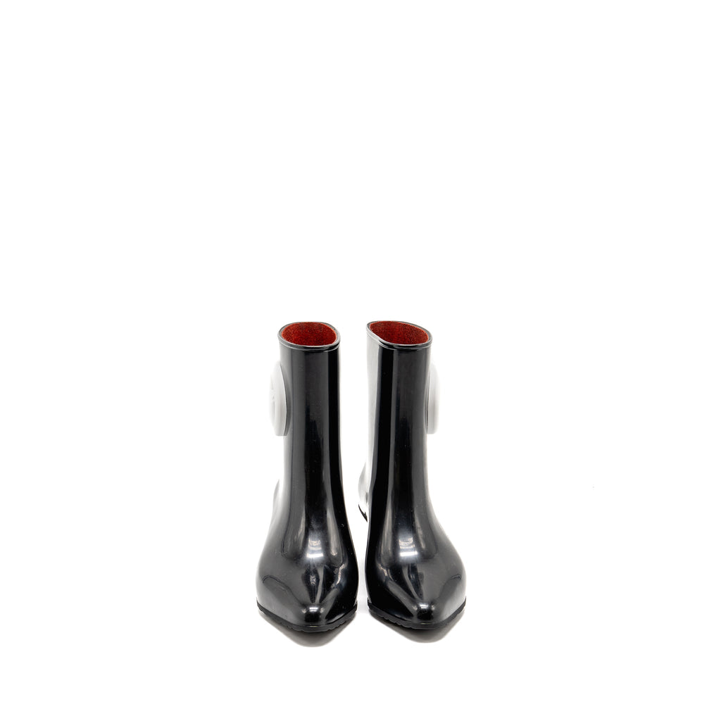 gucci-size-38-ankel-boots-rubber-black-white