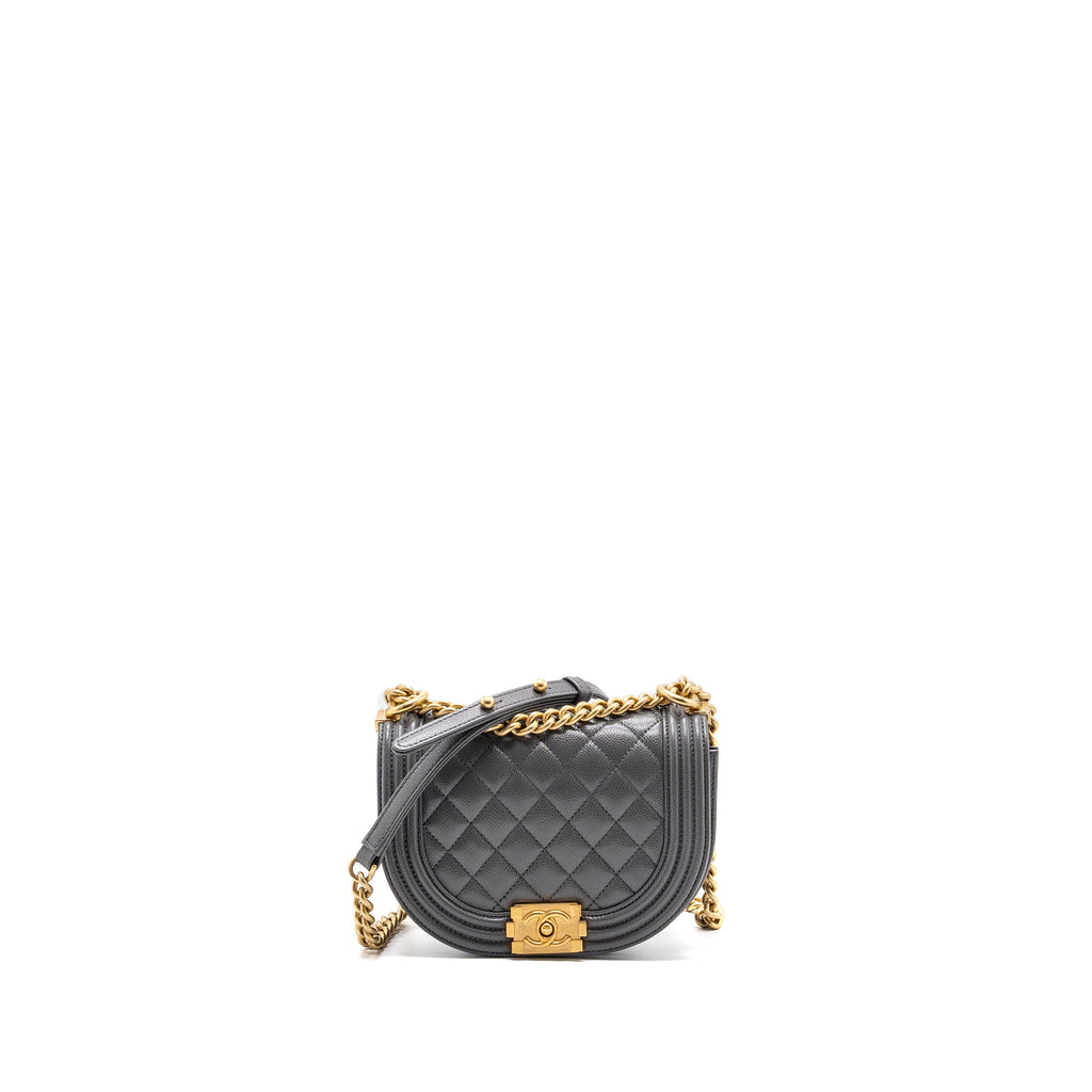 chanel-22a-round-boy-messenger-bag-caviar-grey-ghwmicrochip-copy