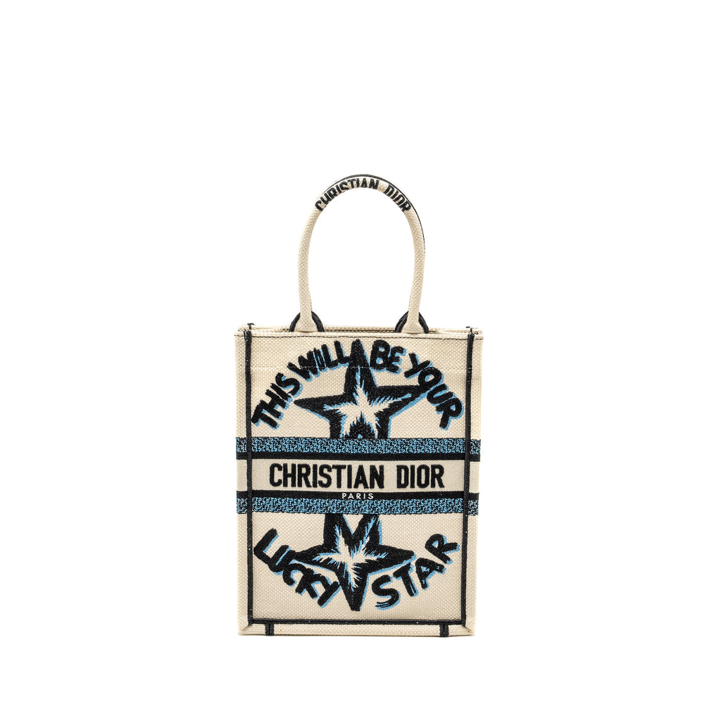 dior-vertical-booktote-lucky-star-embroidery-white-multicolour