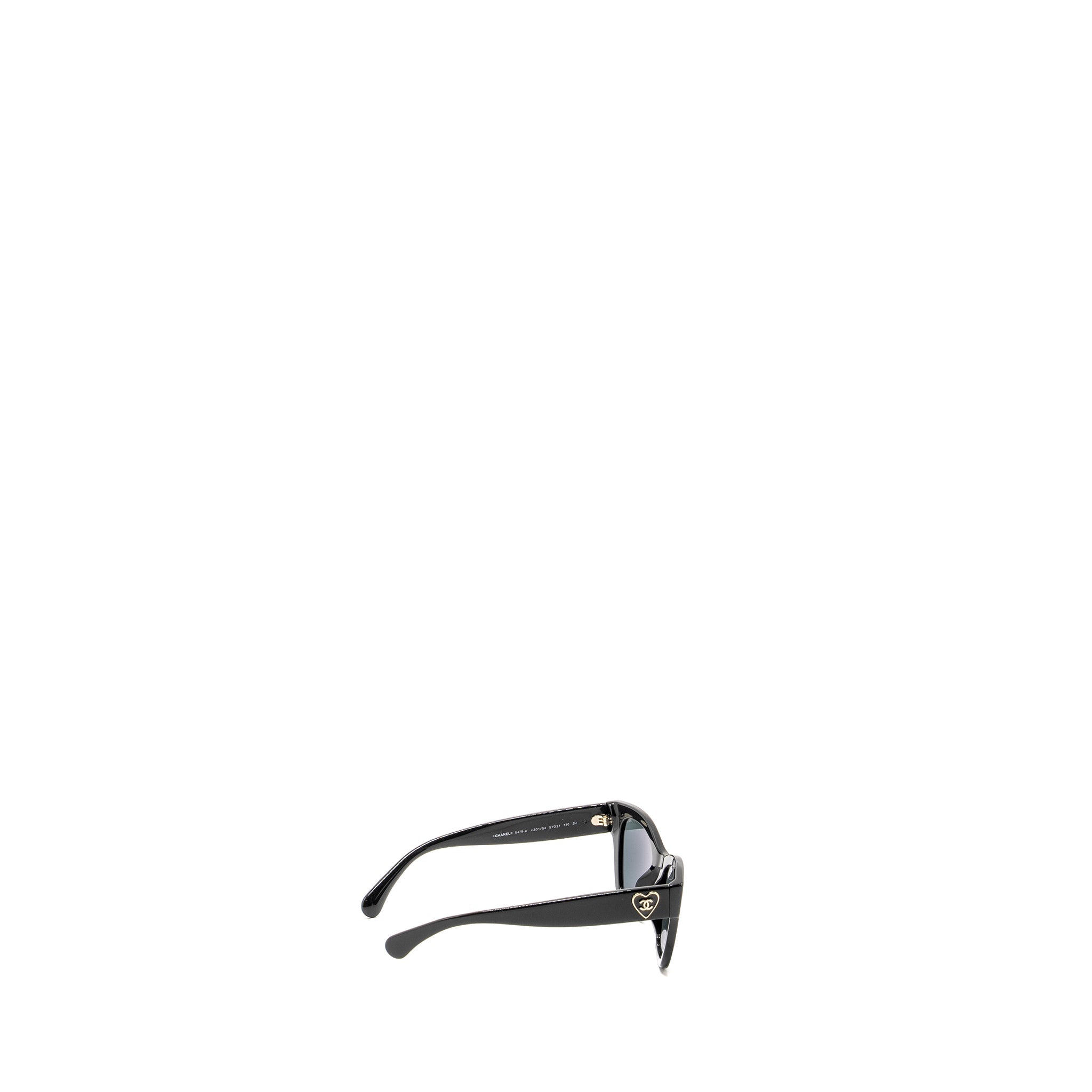 chanel-cc-heart-detailed-square-sunglasses-black-lghw