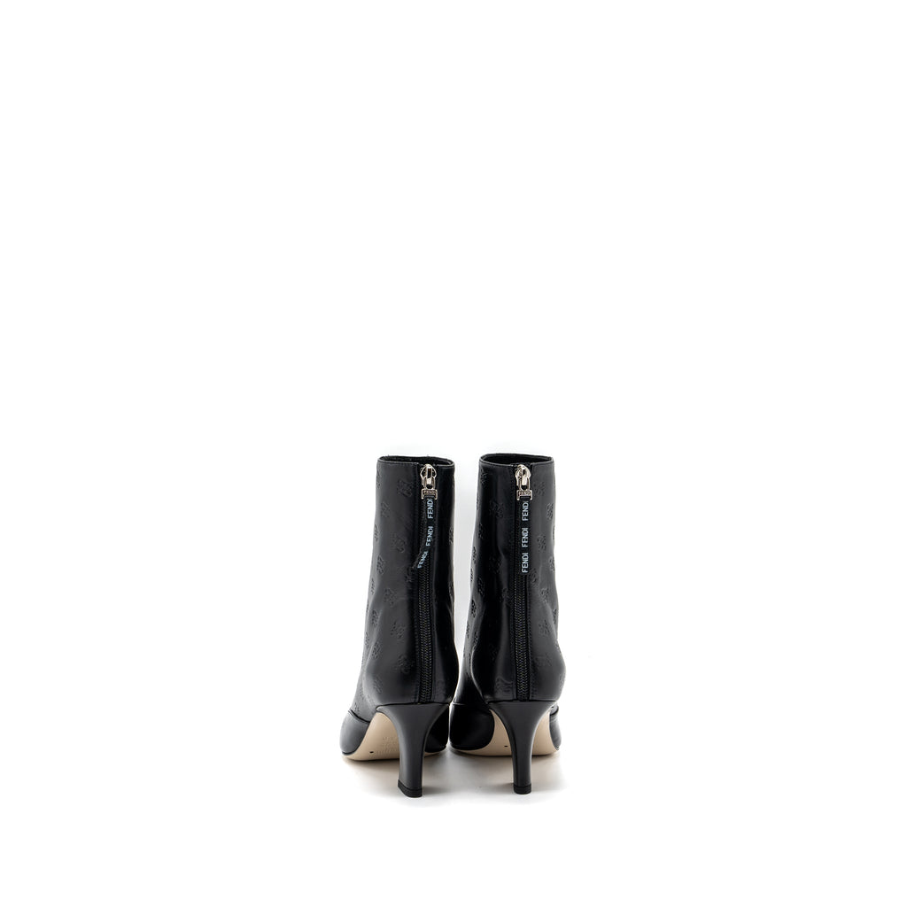 fendi-size-38-ff-print-boots-with-heel-leather-black-shw