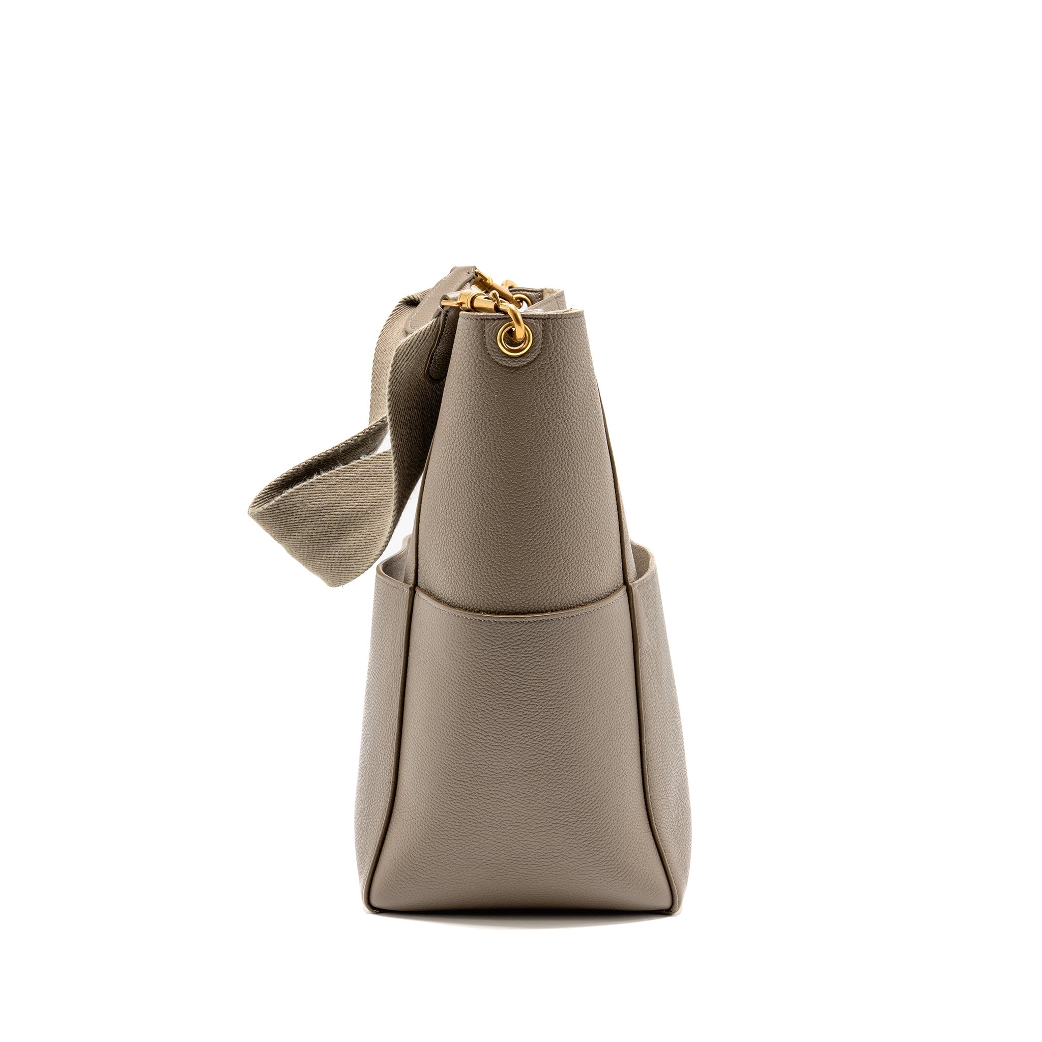 celine-sangle-bucket-bag-grained-calfskin-grey-ghw-2
