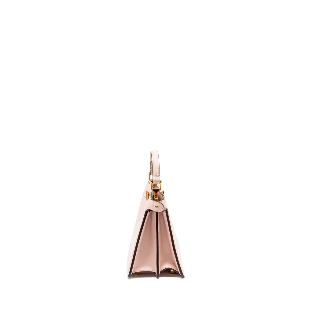 fendi-mini-peekaboo-iseeu-petite-bag-calfskin-pale-pink-ghw-copy