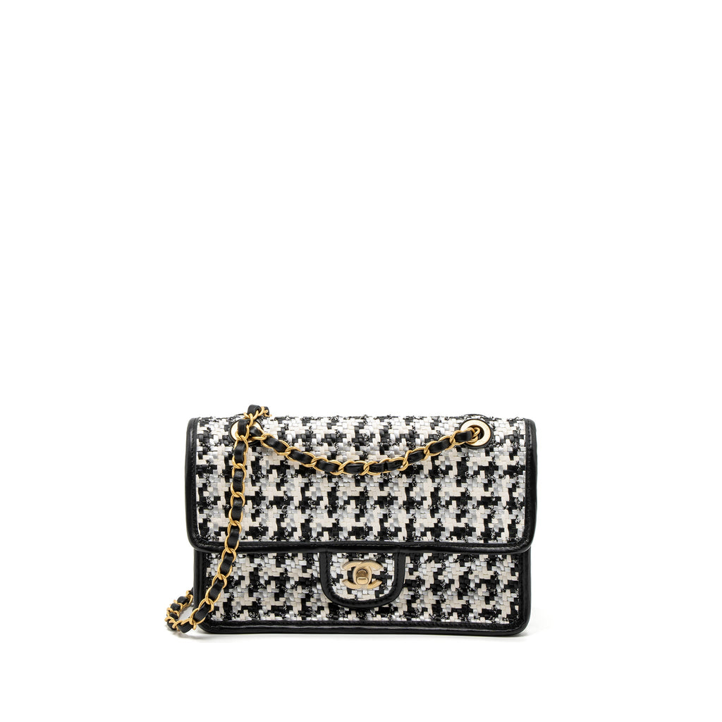 chanel-23c-houndstooth-weaving-flap-bag-tweed-lambskin-black-white-brushed-ghw-microchip-copy-1