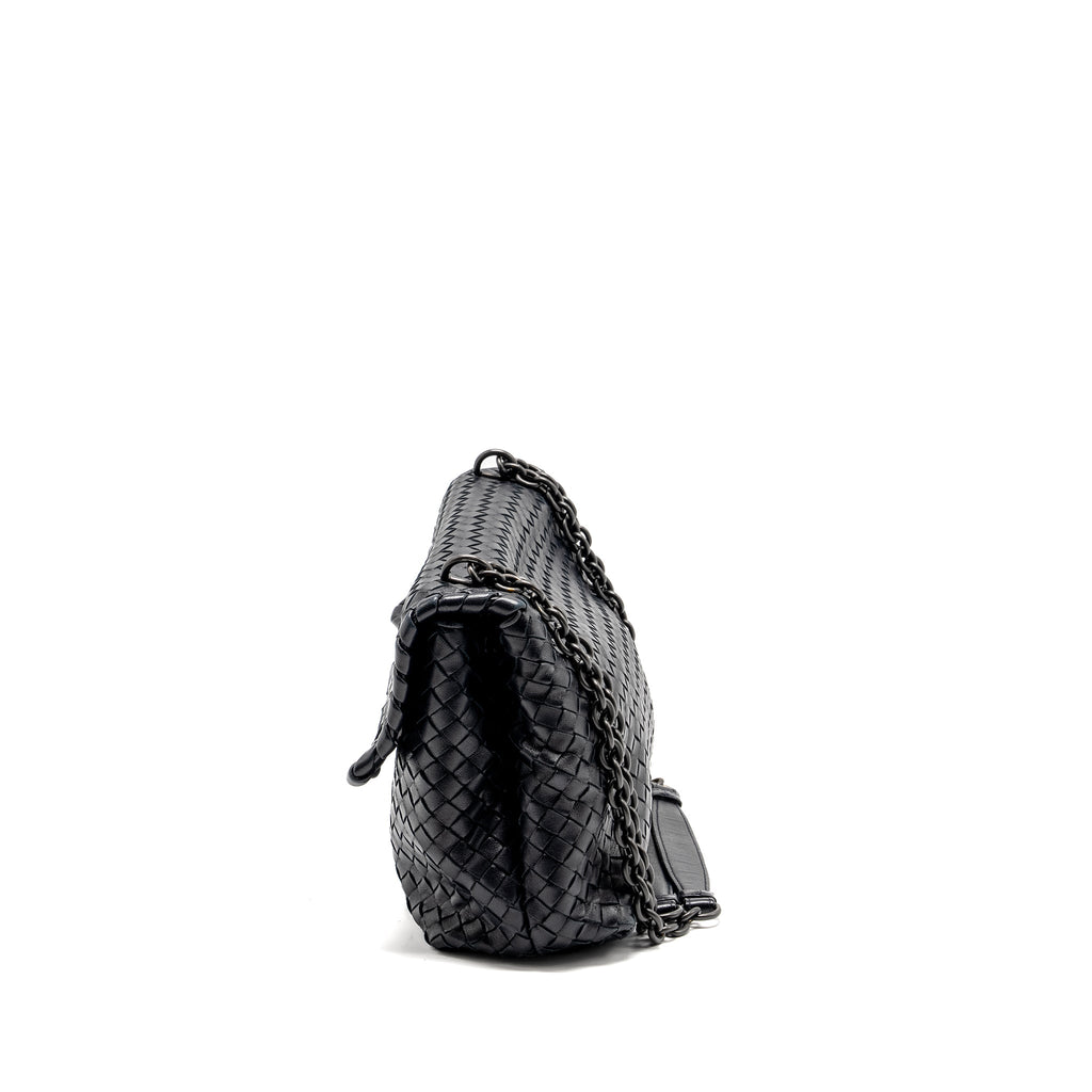 bottega-veneta-olympia-bag-leather-black-with-black-hardware