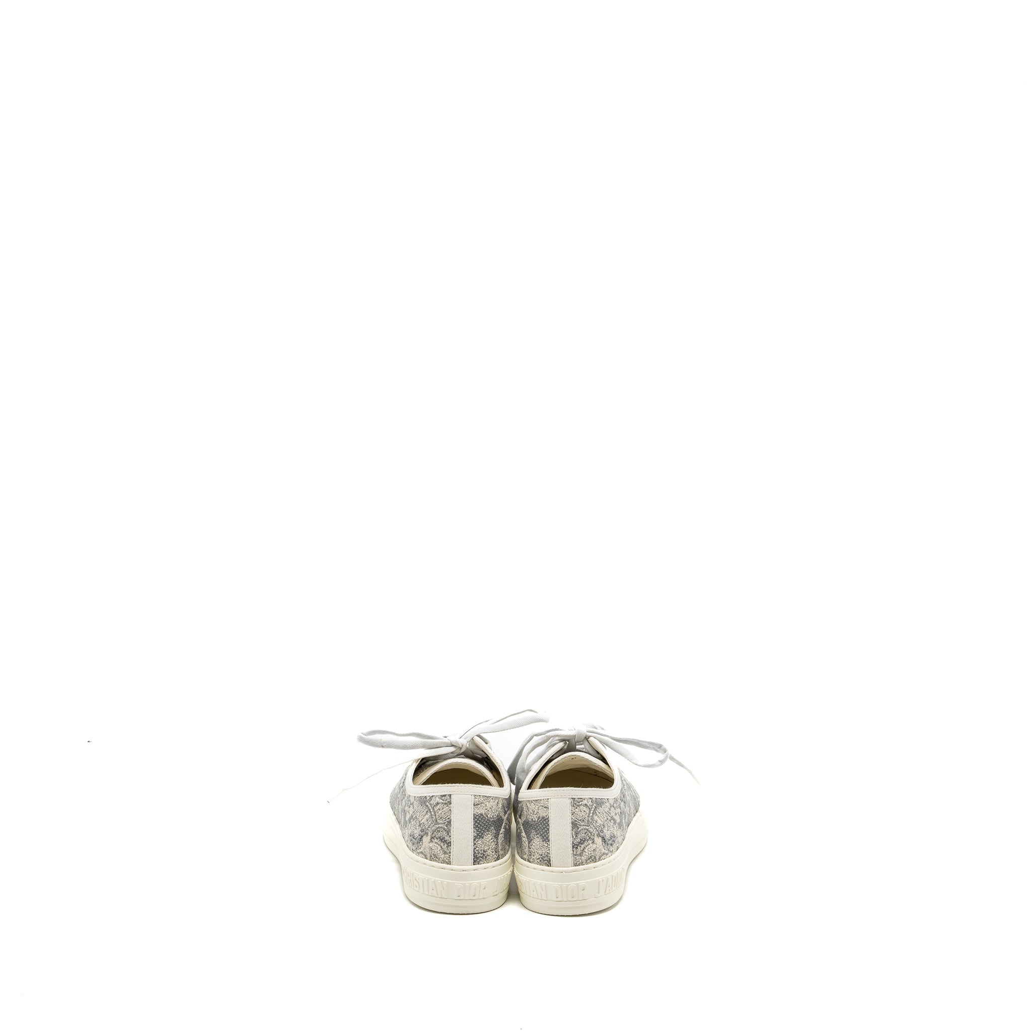 dior-size-37-walk-n-sneaker-toile-de-jouy-embroidery-grey-multicolour