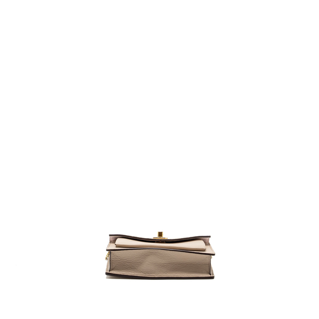 louis-vuitton-mylockme-chain-pochette-calfskin-greige-beige-ghw