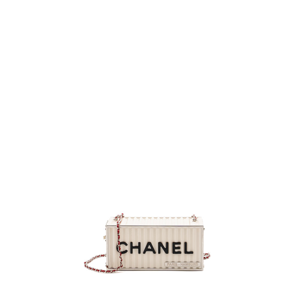 copy-of-chanel-paris-hamburg-runway-container-clutch-bag-white-black-red-shw