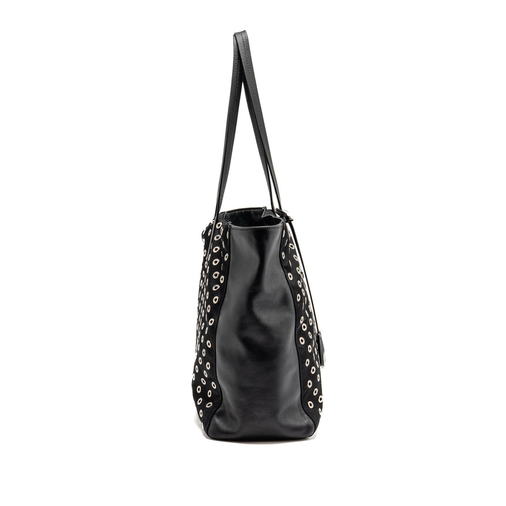 prada-shoulder-bag-lambskin-fabric-black-shw