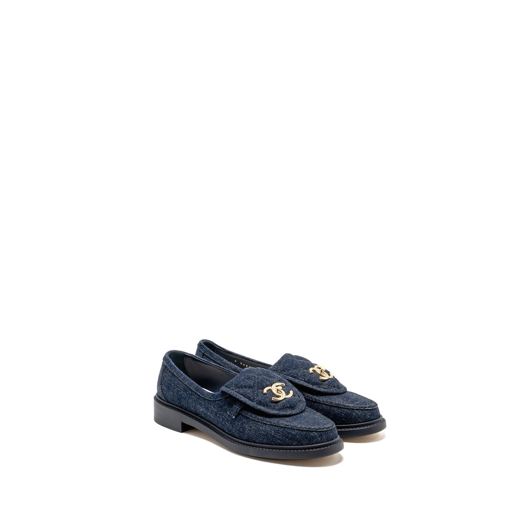 chanel-size-38-cc-turnlock-loafer-quilted-denim-blue-lghw-copy-1