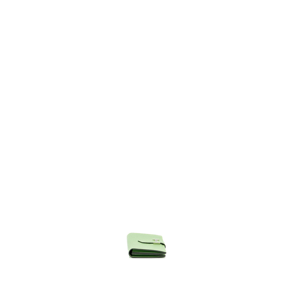 hermes-bearn-compact-wallet-chevre-mysore-vert-criquet-shw-stamp-y