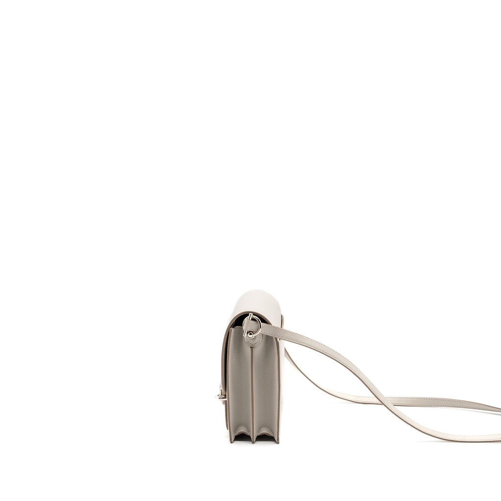 hermes-mini-roulis-evercolor-gris-perle-shw-stamp-d