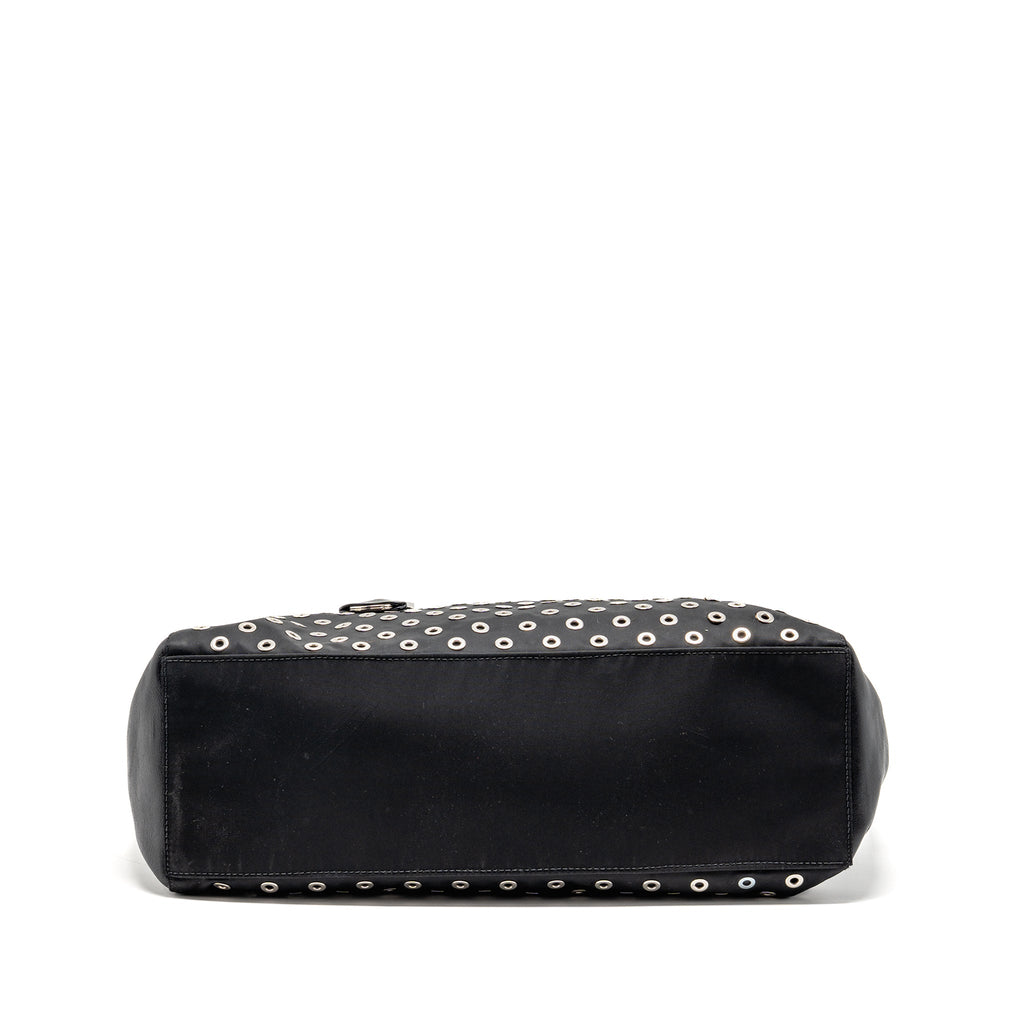 prada-shoulder-bag-lambskin-fabric-black-shw