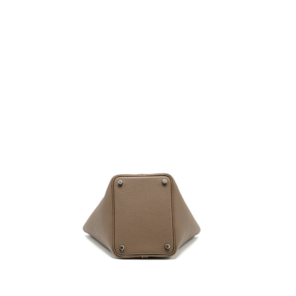 hermes-picotin-18-lock-bag-etoupe-shw-stamp-z-2