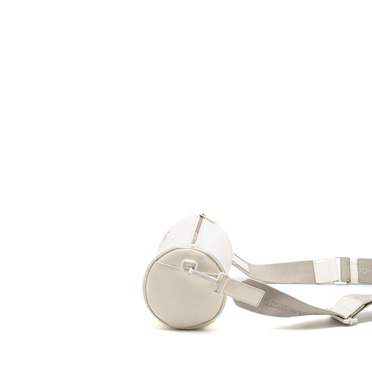 dior-homme-x-daniel-arsham-roller-messager-bag-grained-calfskin-white-shw-copy