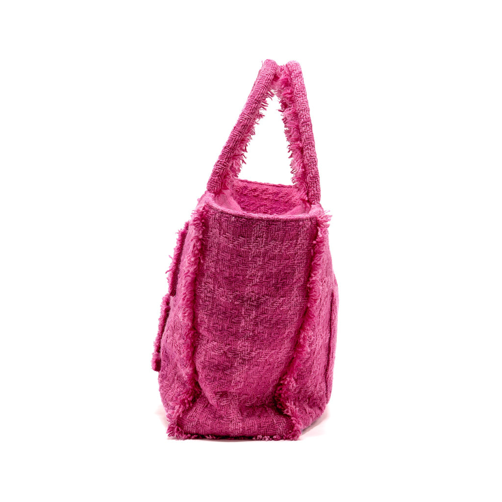 chanel-letter-logo-zipped-shopping-bag-tweed-pink-ghw