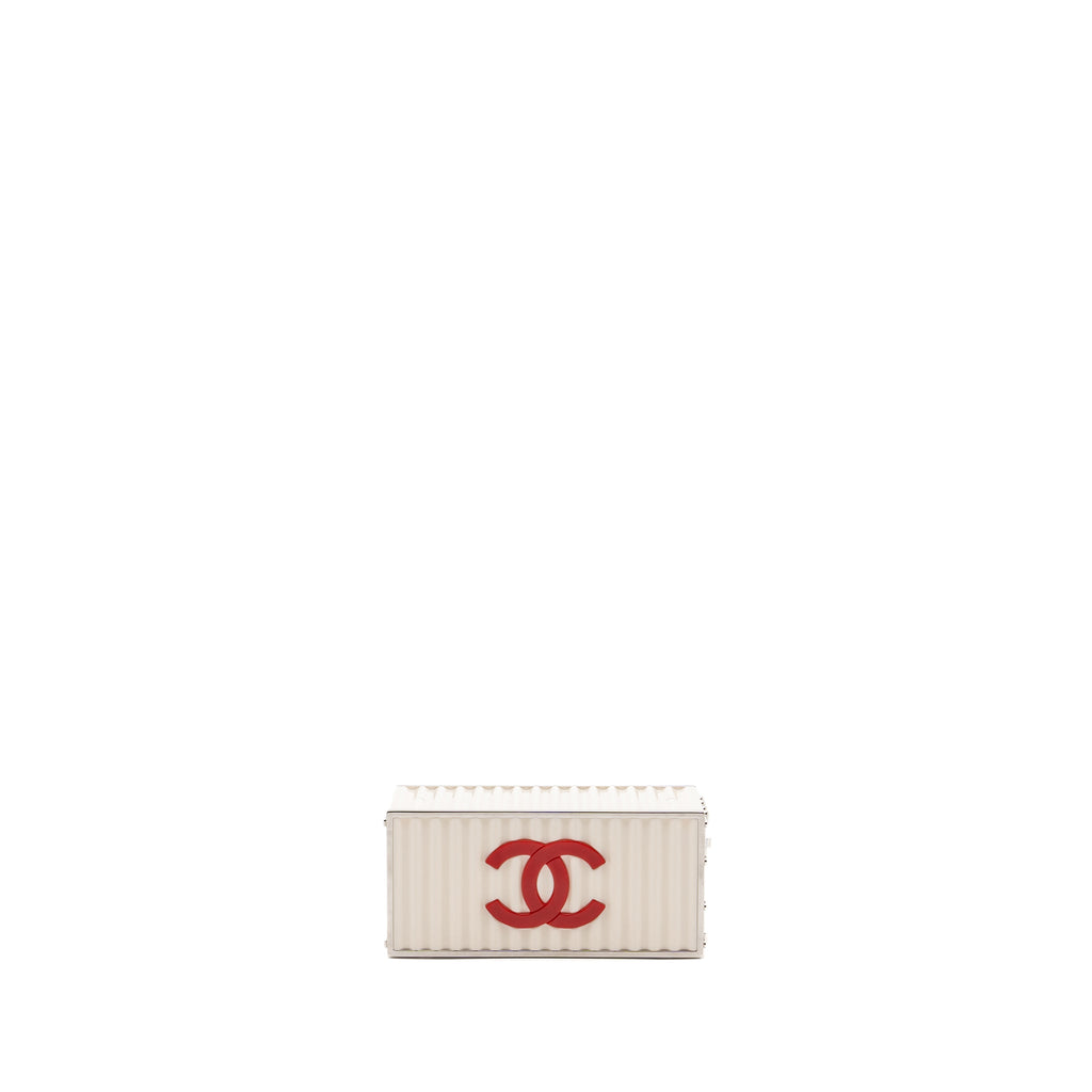 copy-of-chanel-paris-hamburg-runway-container-clutch-bag-white-black-red-shw