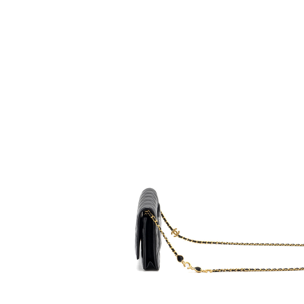 chanel-coco-heart-wallet-on-chain-lambskin-blackmicrochip