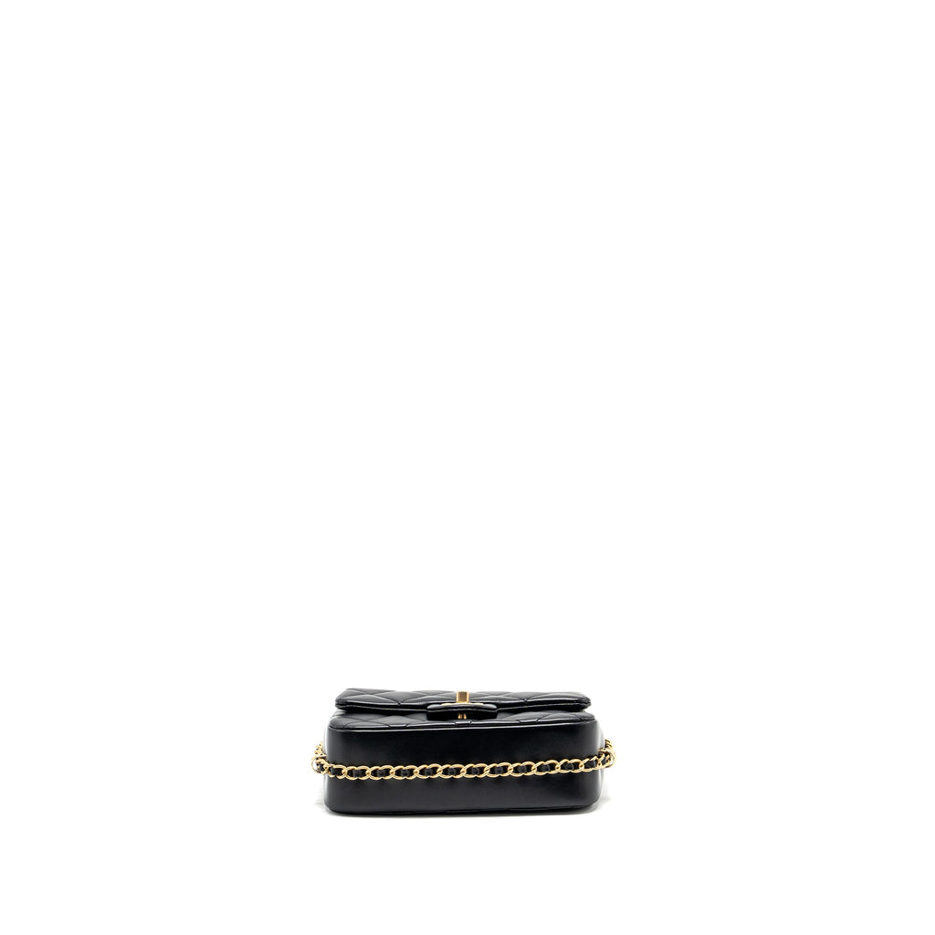 chanel-quilted-flap-bag-with-detailed-logo-and-chain-lambskin-black-ghw-microchip