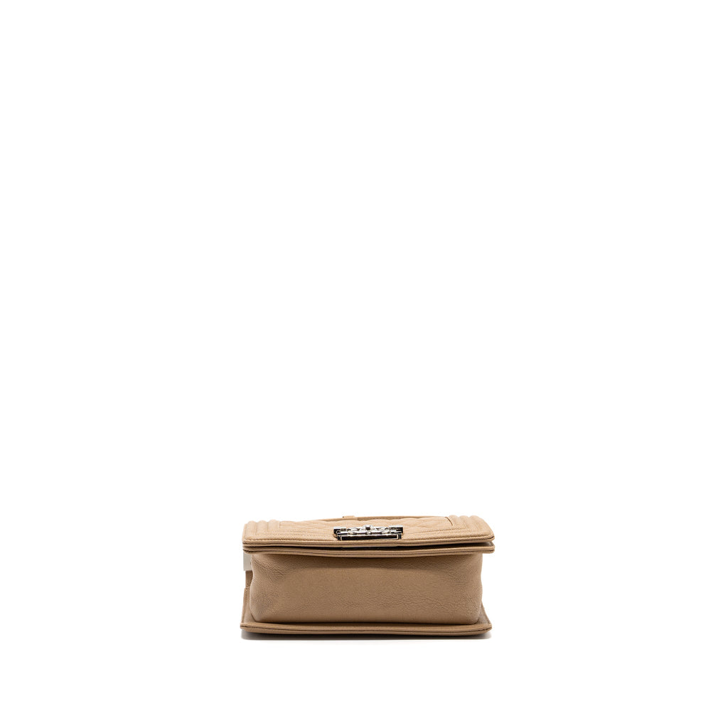 chanel-small-boy-bag-caviar-light-beige-shw