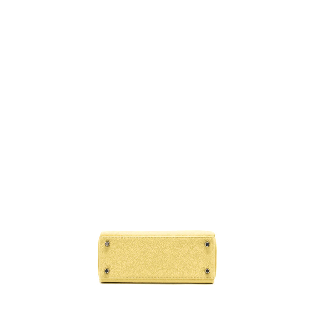 hermes-kelly-25-togo-1z-jaune-poussin-shw-stamp-b