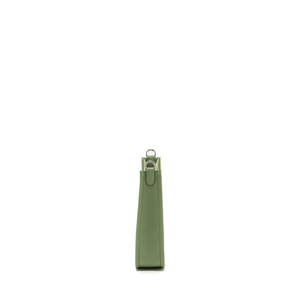 hermes-mini-evelyn-clemence-vert-criquet-shw-stamp-b